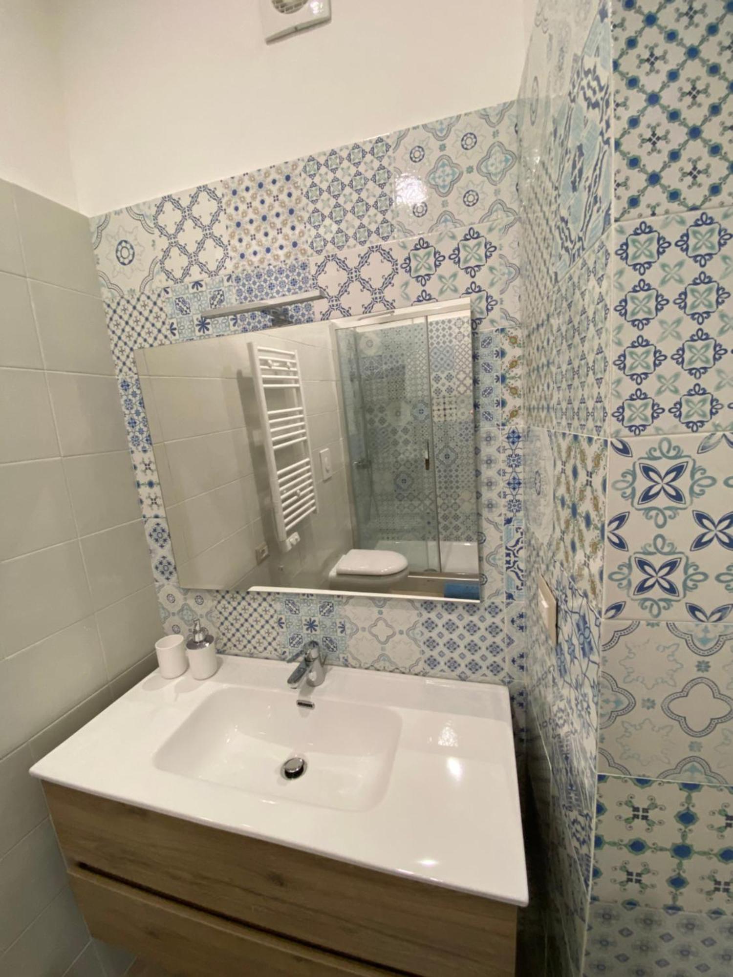 All'Imbrunire Exlusive Apartment Salerno Luaran gambar