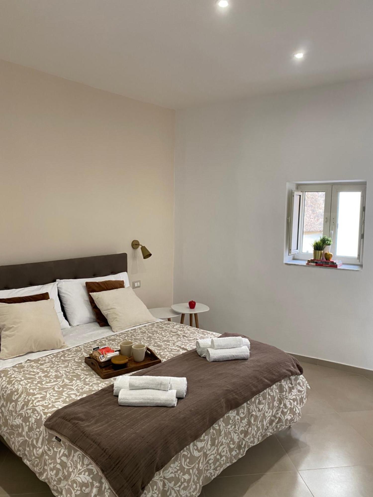 All'Imbrunire Exlusive Apartment Salerno Luaran gambar